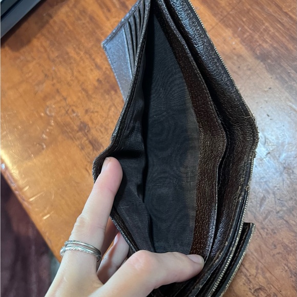 Authentic Gucci Compact GG Bifold Canvas Wallet - Picture 7 of 13